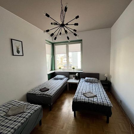 Pokoje Nowoursynowska Ostello Varsavia Esterno foto