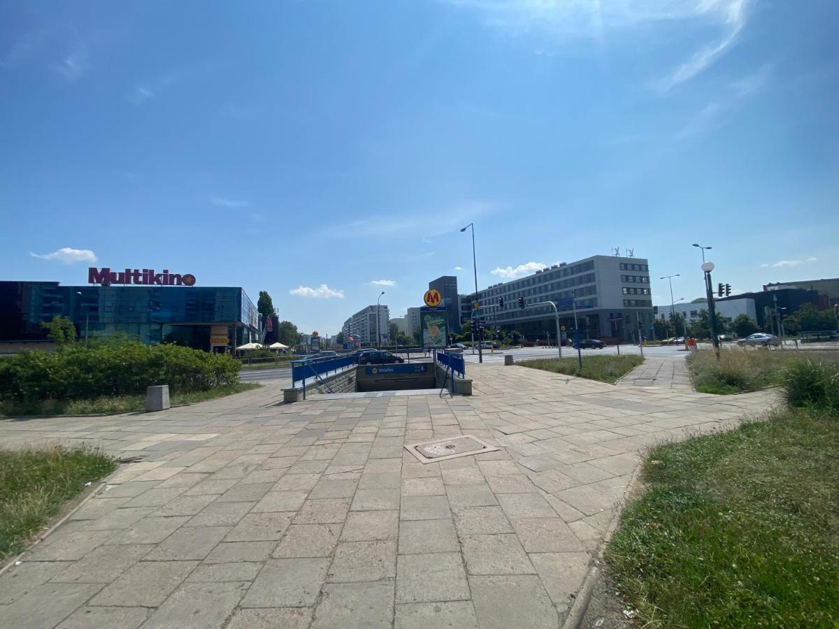 Pokoje Nowoursynowska Ostello Varsavia Esterno foto