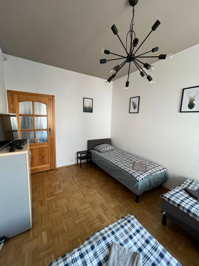 Pokoje Nowoursynowska Ostello Varsavia Esterno foto